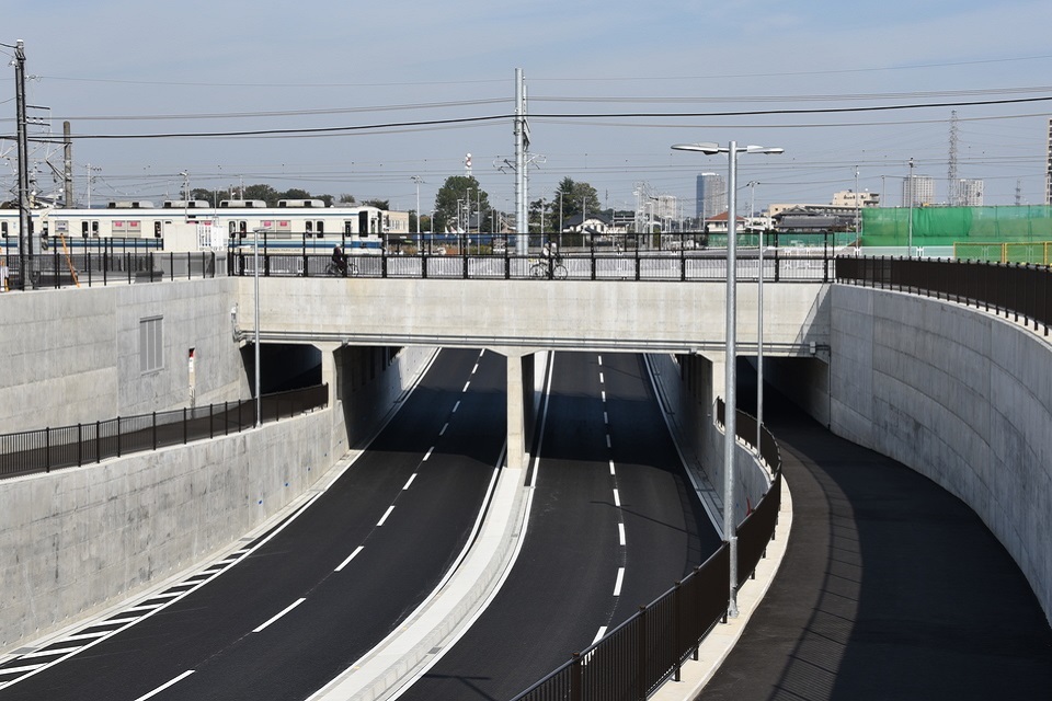 流山おおたかの森架道橋新設工事 画像1